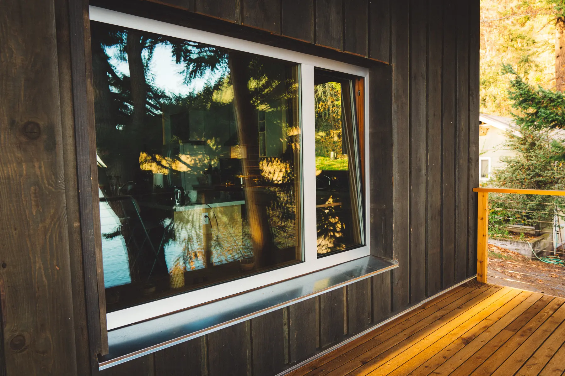 Aluminum-clad tilt-and-turn window detail